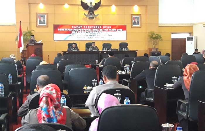 Aksi Boikot Warnai Paripurna Pengesahan RAPBD Kota Blitar Tahun Anggaran 2019