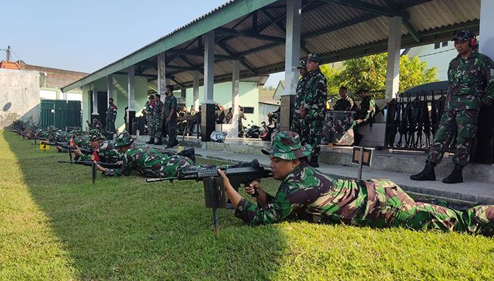 Kodim 0830/Surabaya Utara Gelar Latihan Menembak