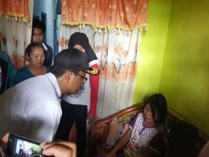 Kunjungi Korban Banjir Jombang, Gus Ipul Pimpin Tahlil Doakan Korban