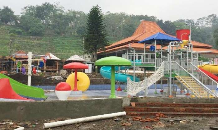 Pembangunan Wisata Ubalan Pacet Mojokerto Tinggal Finishing