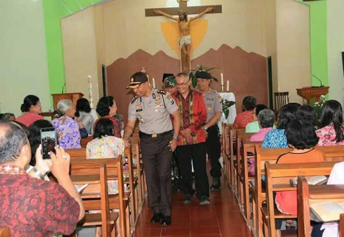 Pasca Bom Surabaya, Polres Blitar Jaga Jalannya Ibadah di Sejumlah Gereja