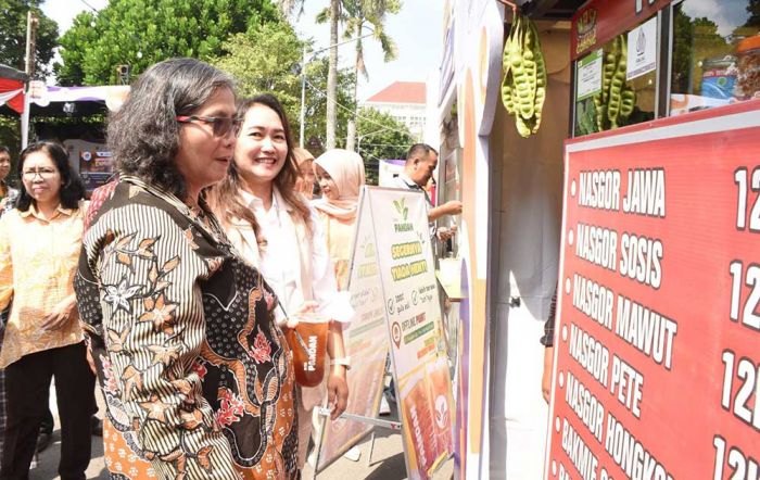 Buka Street Food Festival Explorasa, Zanariah Ajak Masyarakat Nikmati Berbagai Jajanan Kota Kediri