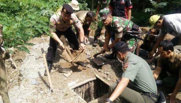 Ekosistem Rusak, Ratusan Lubang Tambang Emas Gunung Manggar Jember Ditutup Paksa