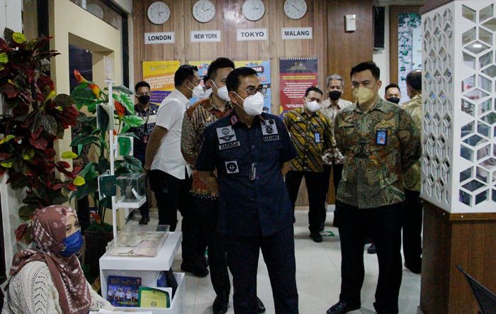 Kunjungi Malang, Kakanwil Kemenkumham Jatim Sebut Imigrasi Malang Sudah Layak Raih WBBM