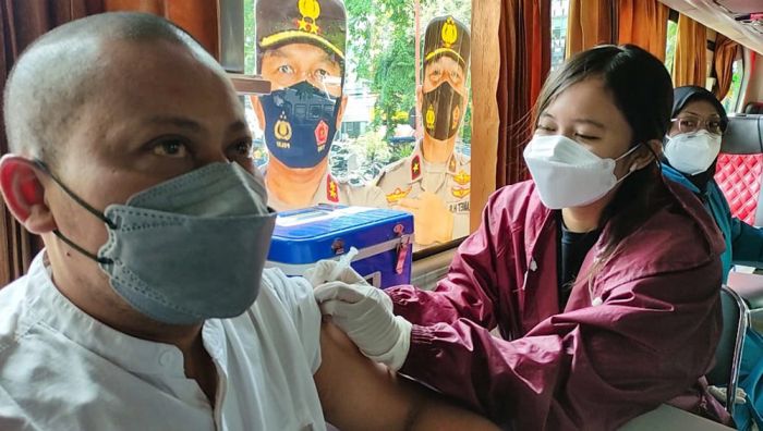 Polresta Sidoarjo Gandeng Wartawan Giatkan Vaksinasi Covid-19