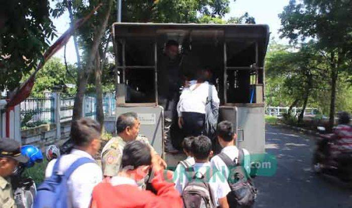 Razia Pelajar di Jombang, Puluhan Siswa Bolos Terjaring