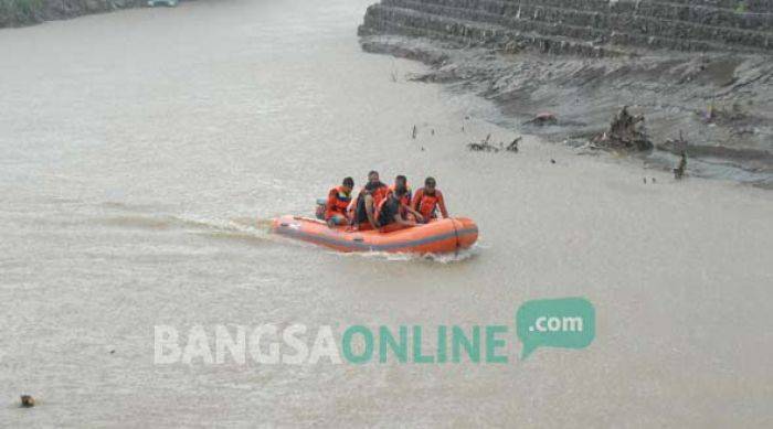 Pelajar di Jombang Hanyut Saat Mandi di Sungai Gunting