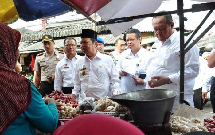 Operasi Pasar Tak Mampu Tekan Harga, Harga Gula di Mojokerto masih Rp 15.500 per Kg
