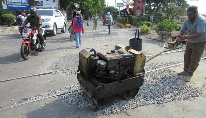 PU Bina Marga Kabupaten Pasuruan Terus Kebut Perbaikan Jalan