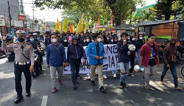 Protes Perda RTRW 2021-2041, PMII Jember Gelar Demo ke DPRD dan Pemkab