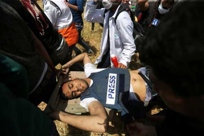 ​Sniper Israel Tembak Mati Wartawan Palestina, Meski Pakai Rompi Pers