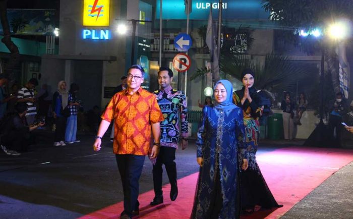 PT Smelting Dukung Gelaran Batik Fashion Street di Ajang Dekranasda Fest 2024