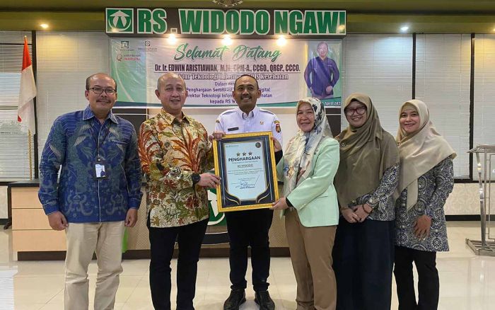 Pastikan Integrasi Aplikasi Berjalan Baik, Direktur TI BPJS Kesehatan Kunjungi RS Widodo Ngawi