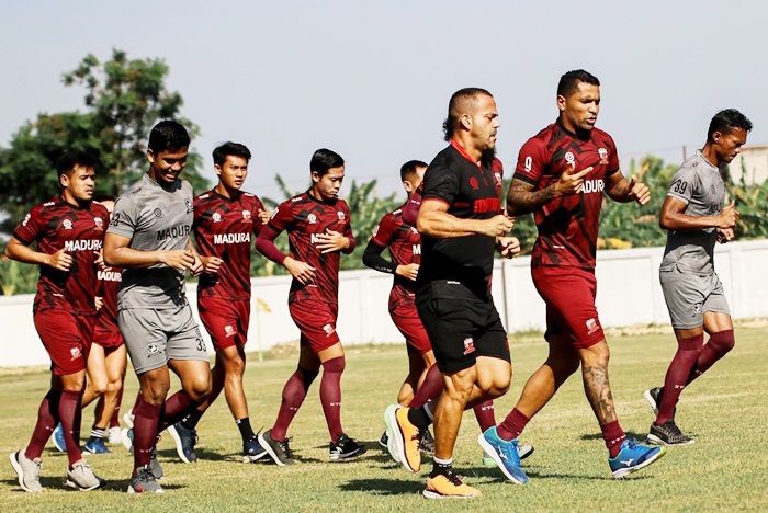 Full Team, Madura United 