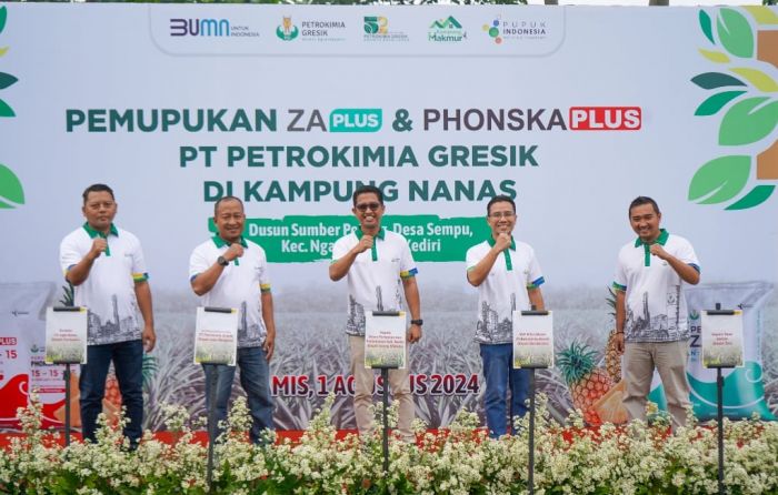 Petrokimia Gersik Luncurkan Program Kampung Makmur Komoditas Nanas di Kabupaten Kediri