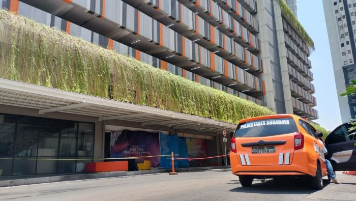 Putus Cinta, Mahasiswi Universitas Ciputra Surabaya Nekat Terjun dari Lantai 22 Kampus