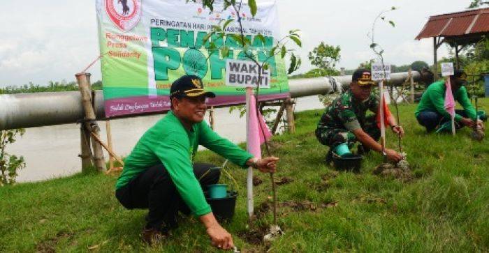 Peringati Hari Pers Nasional, Wakil Bupati Tuban Apresiasi Kegiatan Bakti Sosial