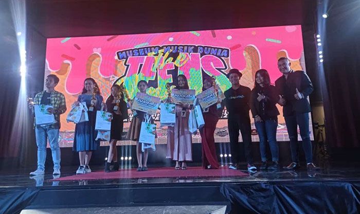 Peringati Hari Anak Nasional, Museum Musik Dunia Jatim Park 3 Gelar The Teens Singing Competition