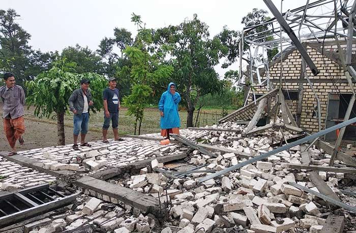 Puting Beliung Terjang Empat Desa di Tuban, Puluhan Rumah Rusak Parah 