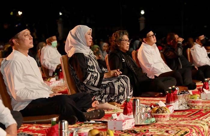 Bersama Cak Nun, Gubernur Khofifah Ajak Masyarakat Ngaji Kebangsaan