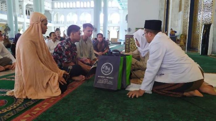 Tiga Milenial Bersyahadat di Masjid Nasional Al-Akbar Surabaya