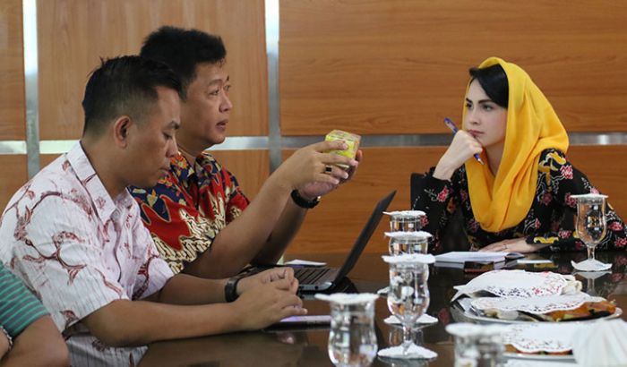 Arumi Bachsin Sambut Baik Kerja Sama dengan PT. Bintang Toedjoe Kembangkan Tanaman Herbal