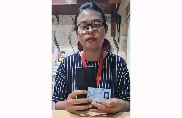 Disimpan dalam Popok Bayi, Wanita ini Nekat Selundupkan HP ke Lapas Sidoarjo