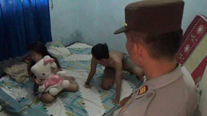 Tujuh Pasangan Mesum Digaruk dari Kamar Kost dan Hotel di Mojokerto