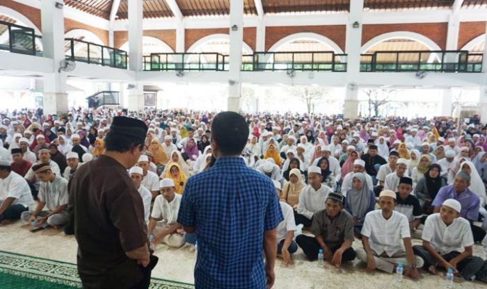 Jelang Unas, Ribuan Siswa SMK PGRI Gelar Doa Bersama di Masjid Nurul Jannah Petrokimia