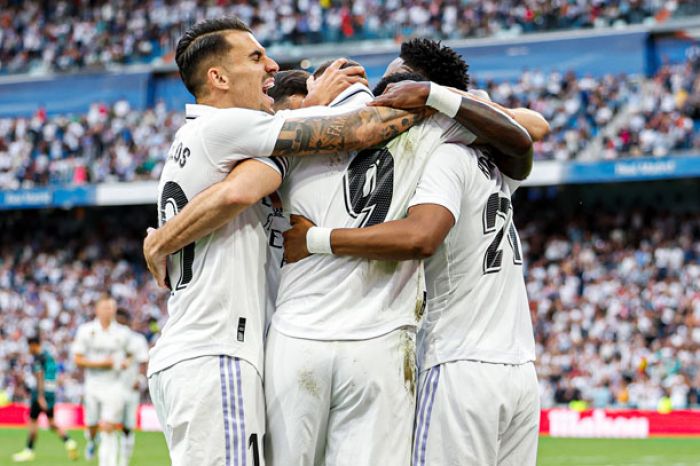 Hasil Real Madrid vs Almeria: Benzema Hattrick, Los Blancos Jaga Asa Juara