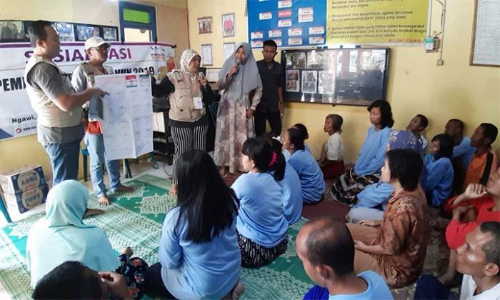 Relawan Demokrasi KPU Ngawi Sosialisasi ke Penyandang Disabilitas Mental
