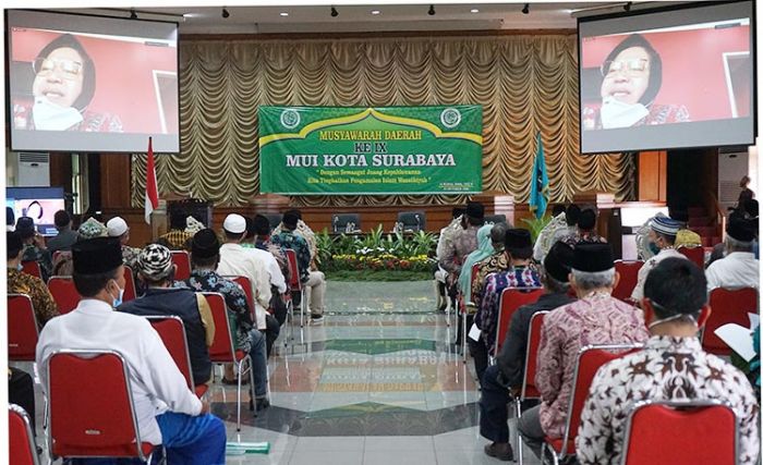 Buka Musda IX MUI Surabaya, Wali Kota Risma Minta Selamatkan Anak-anak dari Narkoba