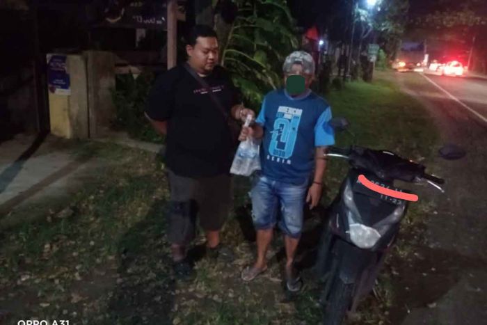 Bawa 2 Botol Miras Jenis Arjo, Pria di Ngawi Ditangkap Polisi