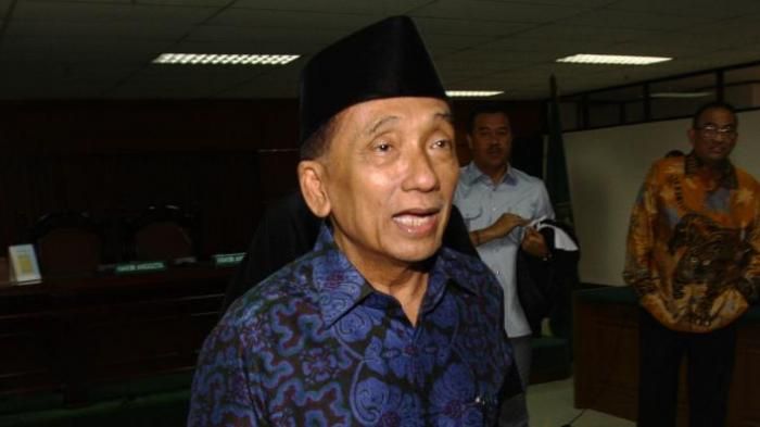 ​KHR Fuad Amin, Mantan Bupati Bangkalan Wafat