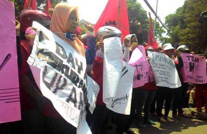 Lagi, Buruh Pabrik Rokok Tajimas Demo Pemkab dan DPRD Kediri