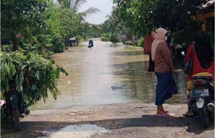 Lagi, Kali Lamong Meluap, Sudah 4 Desa di Benjeng Terendam Banjir