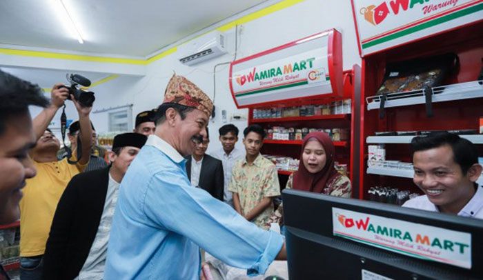 Wakil Bupati Pamekasan Resmikan Wamira Mart di Desa Waru Barat