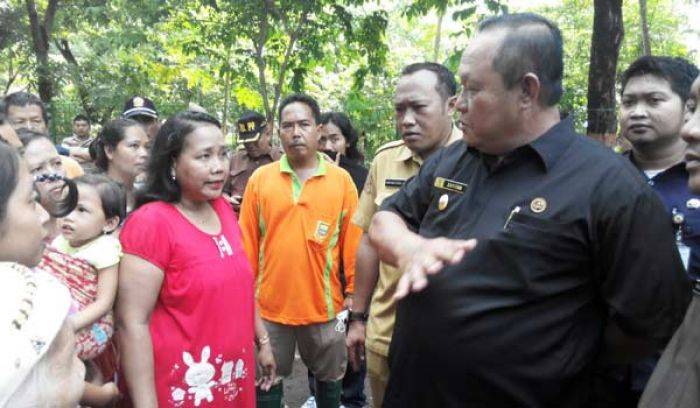 Sidak TPA Randegan, Wakil Wali Kota Mojokerto Disambati Warga, Tuntut Kompensasi Lebih