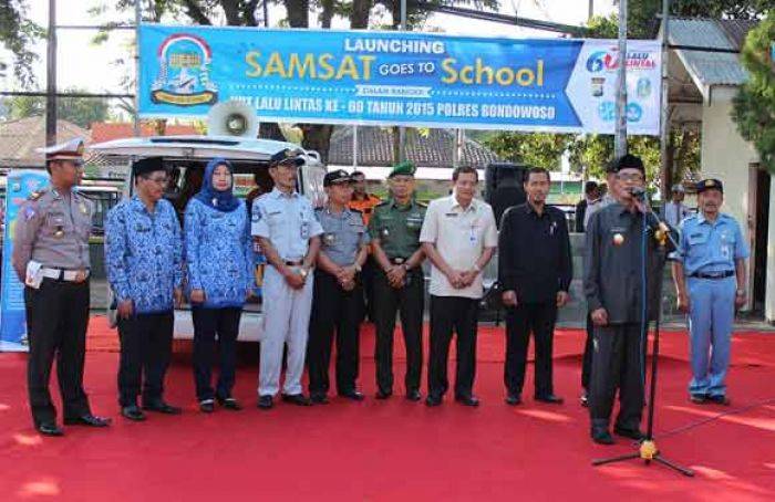 Gandeng Pemkab, Polres Bondowoso Launching Program "Samsat Goes To School"