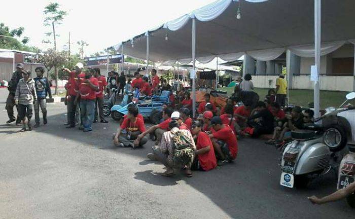 Ribuan Scooter Seluruh Indonesia Berkumpul di Kota Kediri 