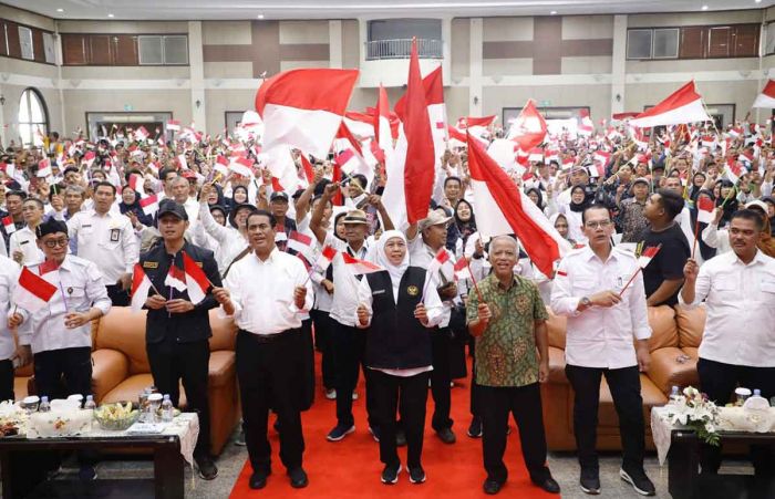 Bertemu Ribuan Penyuluh Pertanian dan Petani se-Jawa Timur, Gubernur Khofifah: Terima Kasih