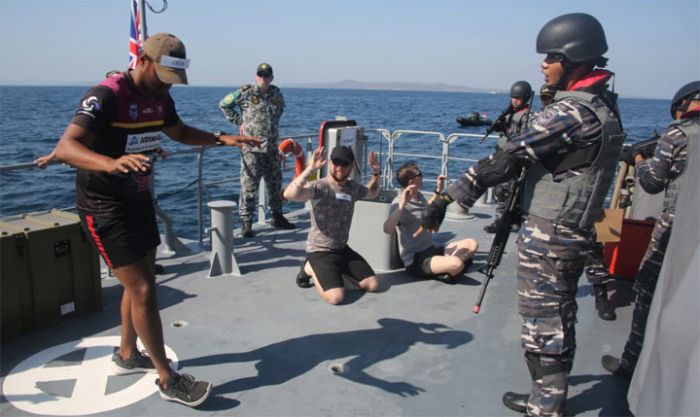 TNI AL Periksa Kapal Australia yang Lakukan Pelanggaran di Laut Indonesia