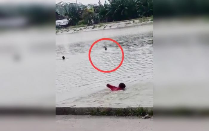 Gagal Berenang Seberangi Waduk, Remaja Asal Krian Tenggelam di Waduk Kalimati Mojokerto
