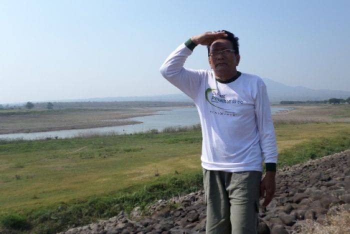 Lima Waduk Mengalami Kekeringan, Petani di Madiun Pasrah