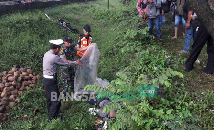 Warga Jatirejo Jombang Tewas Tertabrak KA Rapih Dhoho di Rel Tak Berpalang Pintu