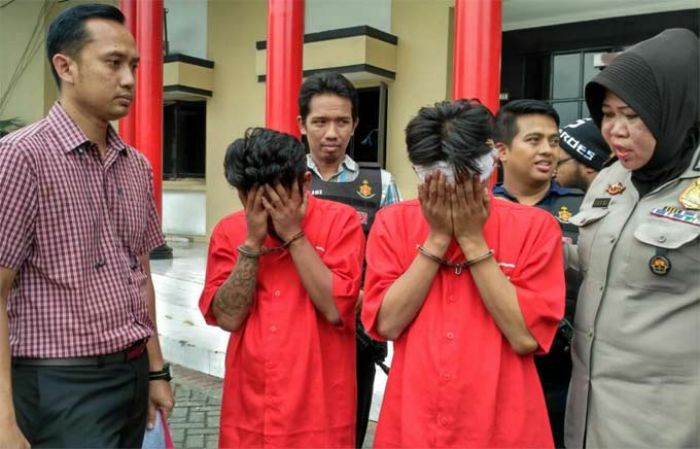 Dua Pemuda Pelaku Penjambretan Dibekuk Satreskrim Polrestabes Surabaya