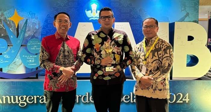 Pemkot Mojokerto Terima Anugerah Merdeka Belajar dari Kemendikbudristek