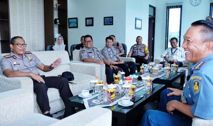 Jalin Sinergitas TNI-Polri, Kapolresta Sidoarjo Silaturahim dengan Danlanudal Juanda