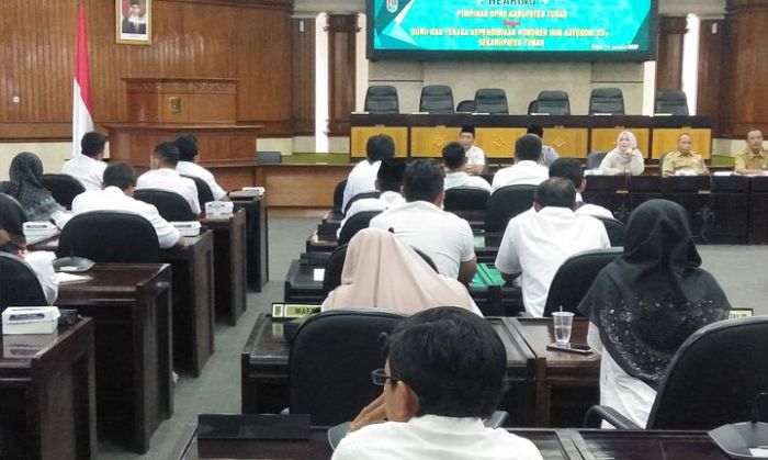Tuntut Peningkatan Kesejahteraan, Ratusan Guru Honorer di Tuban Wadul DPRD