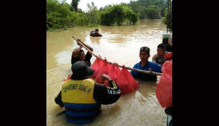 Korban Banjir Sampang Diduga Kena Leptospirosis